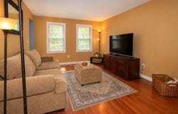 32 Sibley Rd, Sutton, MA 01590