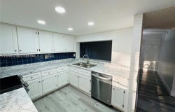 9501 Seagrape Dr, Davie, FL 33324