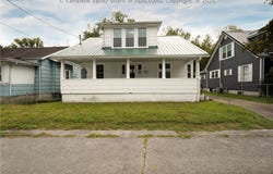 20 138th Street, Chesapeake, WV 25315