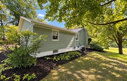 215 Sheriff Avenue, Oskaloosa, IA 52577