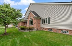3845 Knightbridge Circle, Sterling Heights, MI 48314