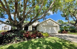 878 E CHARING CROSS Circle, LAKE MARY, FL 32746