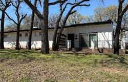 1121 Wade Drive, Bedford, TX 76022