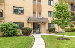 1441 E Thacker Street, Des Plaines, IL 60016