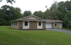 217 Ra Mar Drive, Warsaw, IN 46580