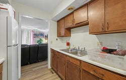 1002 E Harding Drive E, Urbana, IL 61801