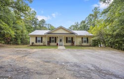 126 Robin Hood Road, Covington, GA 30014