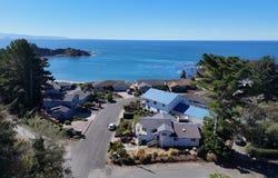 1102 SANDY Ln, Brookings, OR 97415