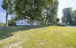 340 OAK St, Savannah, TN 38372