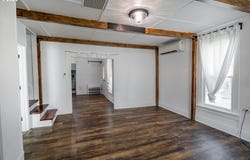 126 E MADISON Ave, CottageGrove, OR 97424