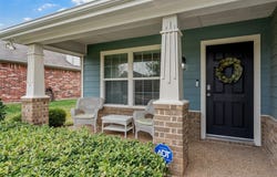905 Heston Circle, Robinson, TX 76706