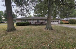 285 SUNSET Drive, Virden, IL 62690