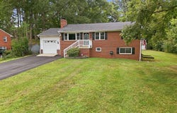 8411 LELAND Road, MANASSAS, VA 20111