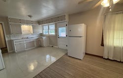 1913 E Maple Ave, Enid, OK 73701