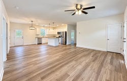3 Coffeys, Farmville, VA 23901