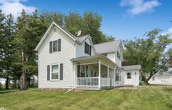 20809 200th ST, Allison, IA 50602