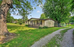 2373 Sneakville Road, Lawrenceburg, IN 47025