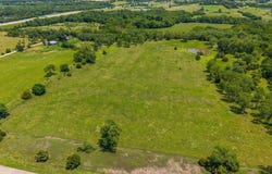 Ratner RD, Tecumseh, KS 66542