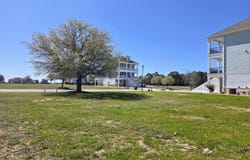 216 Colleton Square, Newport, NC 28570