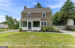 125 S SPROUL Road, BROOMALL, PA 19008