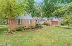 7921 Castlecomb Rd, Powell, TN 37849