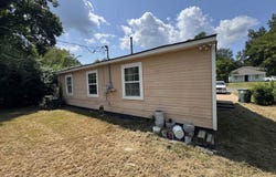 4498 SUNCREST Dr, Memphis, TN 38127