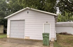 613 Walnut St, Springfield, SD 57062