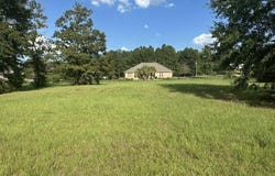 7 Caylee LN, ELLISVILLE, MS 39437