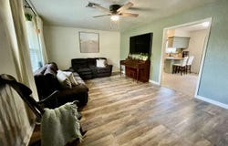 111 Sunny Ln, Elgin, OK 73538