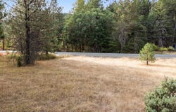 Lakeshore Drive, Selma, OR 97538