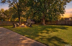 210 MEADOW Drive, Troy, IL 62294