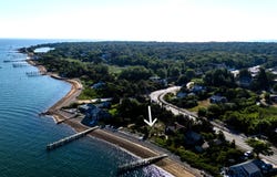 11 Beach Road, Oak Bluffs, MA 02557