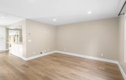 412 E 1st Street, Chaska, MN 55318