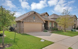 8716 Timber Ridge Drive, Aubrey, TX 76227