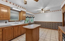 3 Hilltop PL, Van Buren, AR 72956