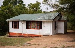 303 N 5th Street, Thayer, MO 65791