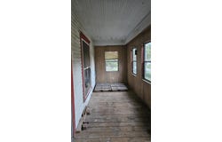 614 W 8Th St, Rector, AR 72461