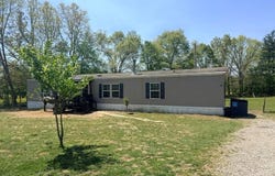 174 Claude Howard Rd, Deer Lodge, TN 37726-3426