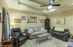 221 Cherrybark Lane, Brandon, MS 39047