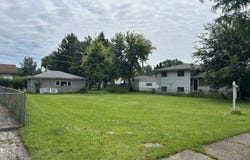 4223 Elm Avenue, Lyons, IL 60534