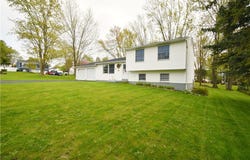 3 Cascade Road, West Henrietta, NY 14586