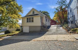 8 First St, Malden, MA 02148