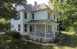 28171 Holly Ave, Malta Bend, MO 65339