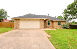 2004 Sandalwood Lane, Bryan, TX 77807