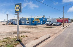 726 E 1st St, Akron, CO 80720