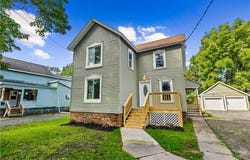 562 Lenox Avenue, Oneida, NY 13421