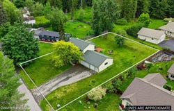 290 Syringa Heights Rd, Sandpoint, ID 83864
