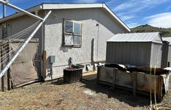 11820 Gate Ridge Dr, Hornbrook, CA 96044
