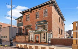 518 E CAPITOL Avenue, Springfield, IL 62701