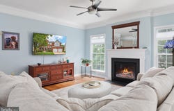 922 WAYNE Drive, WINCHESTER, VA 22601